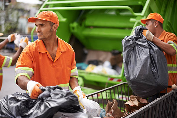 Best Recycling Services for Junk  in Des Moines, IA